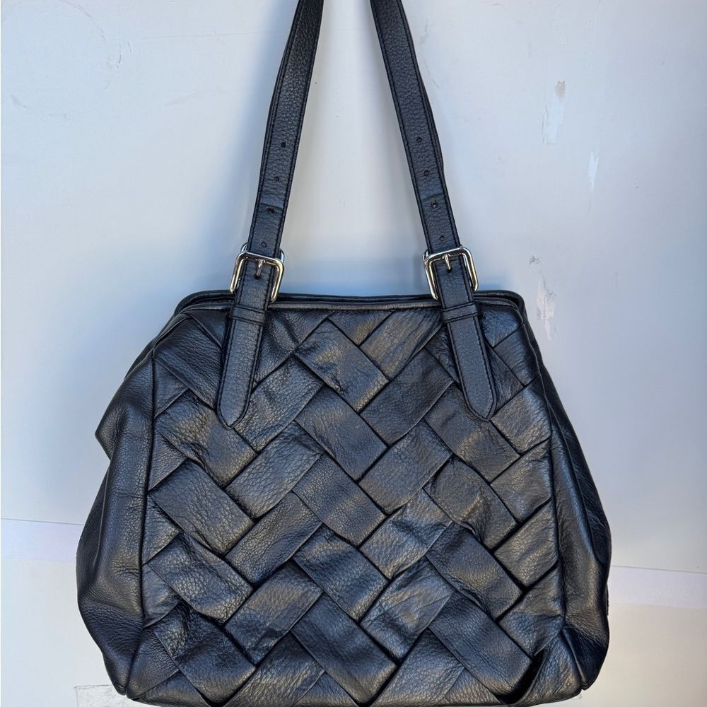 *Cole Haan beautiful woven leather bag* excellent condition